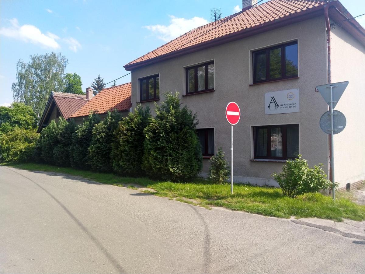 Alisa Apartments Kostomlaty nad Labem Exteriör bild